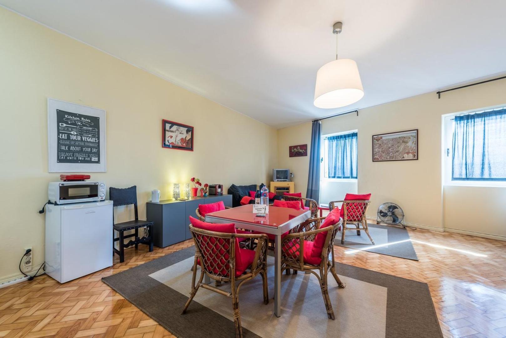 Guestready - Minimalistic Studio Downtown Порту Экстерьер фото