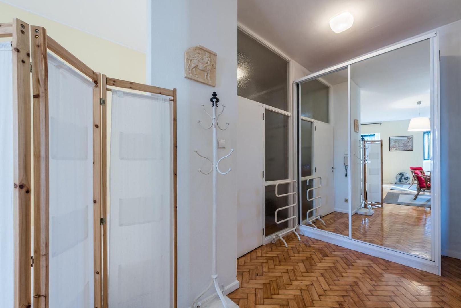 Guestready - Minimalistic Studio Downtown Порту Экстерьер фото