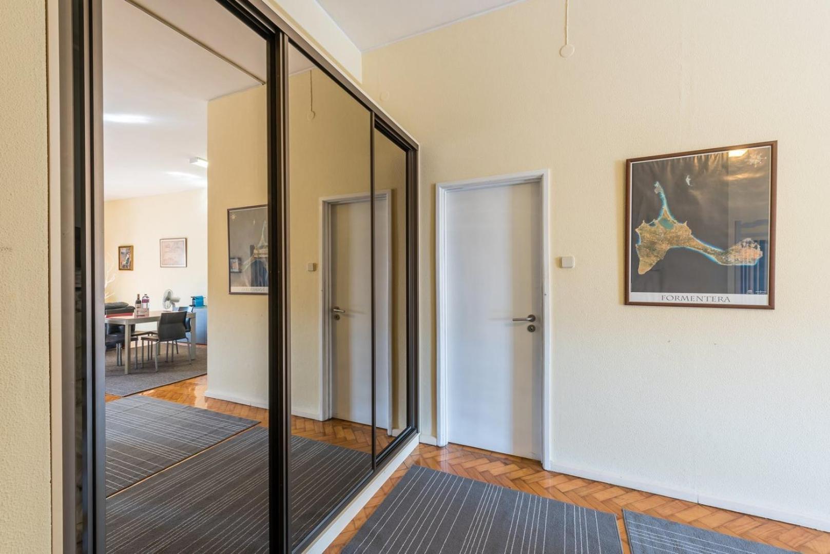 Guestready - Minimalistic Studio Downtown Порту Экстерьер фото