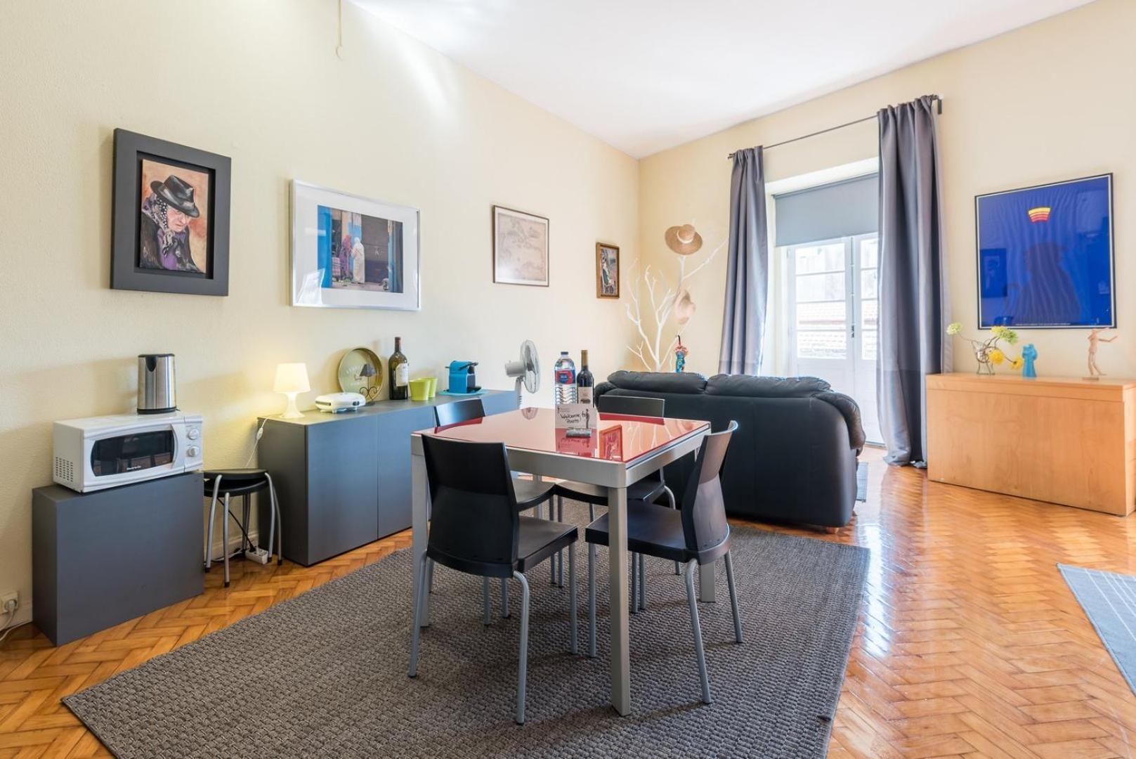 Guestready - Minimalistic Studio Downtown Порту Экстерьер фото
