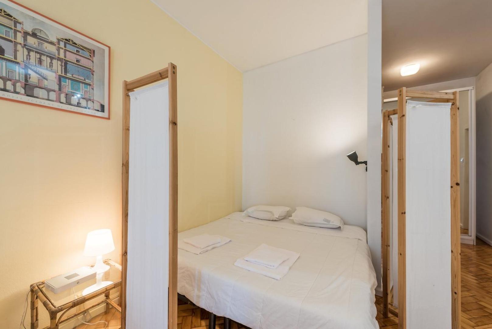 Guestready - Minimalistic Studio Downtown Порту Экстерьер фото