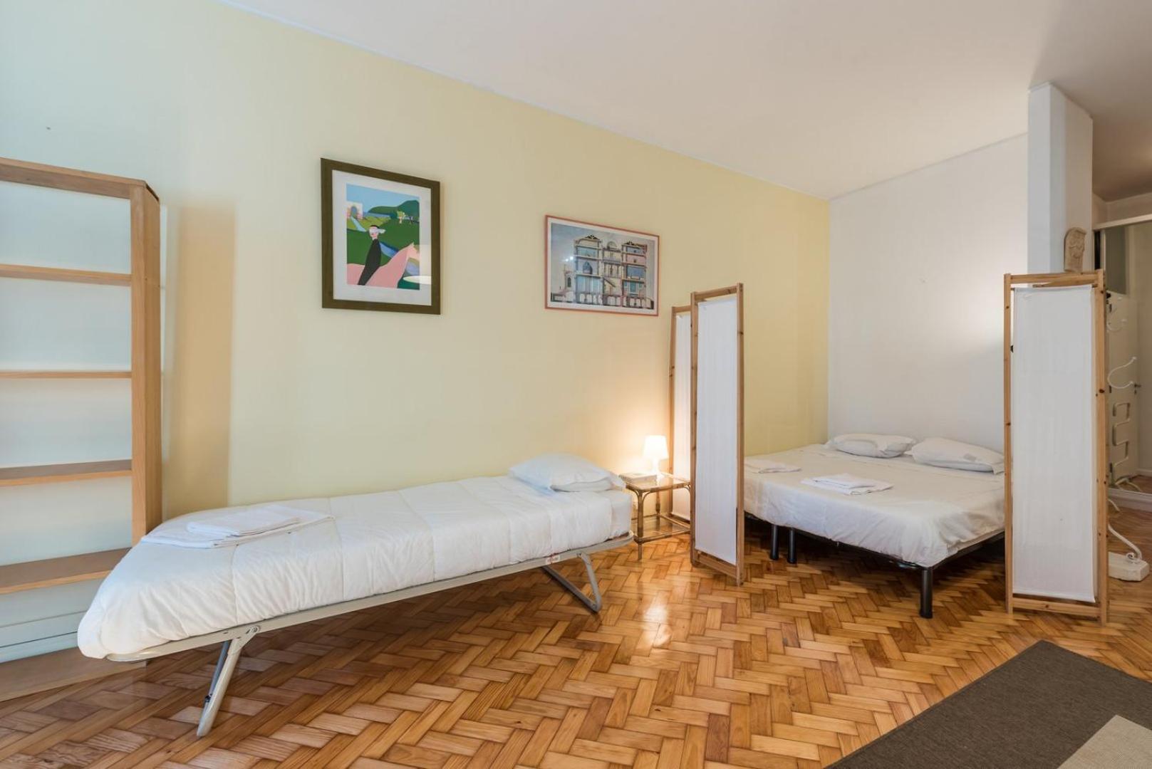 Guestready - Minimalistic Studio Downtown Порту Экстерьер фото