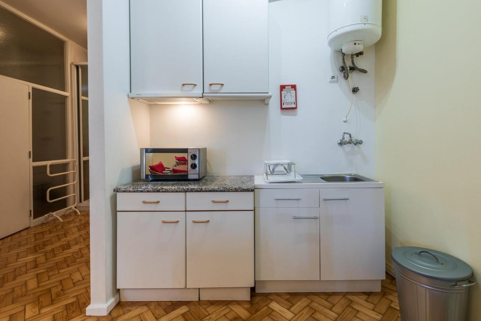 Guestready - Minimalistic Studio Downtown Порту Экстерьер фото